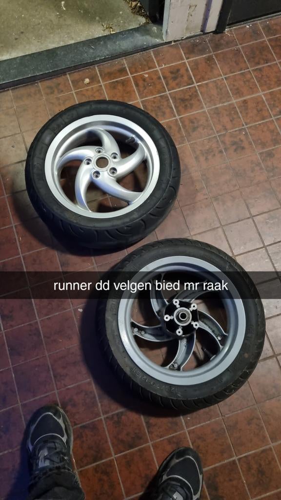 runner 50 dd velgen, Motoren, Ophalen of Verzenden