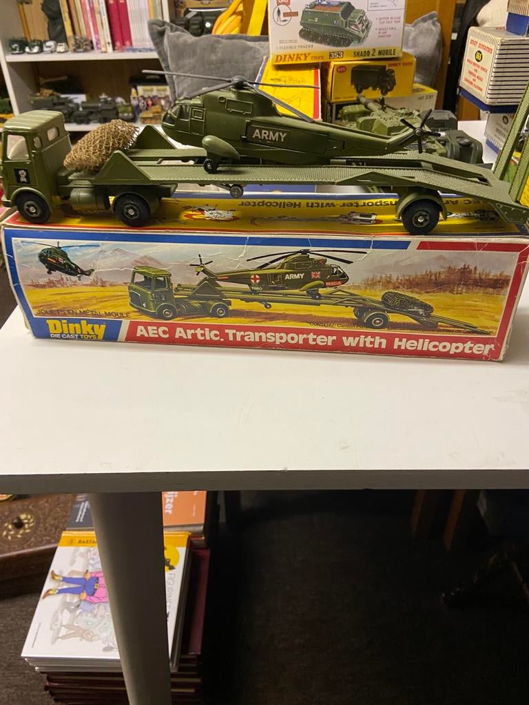 Dinky militair transporter met helikopter, Ophalen of Verzenden, Zo goed als nieuw, Dinky Toys