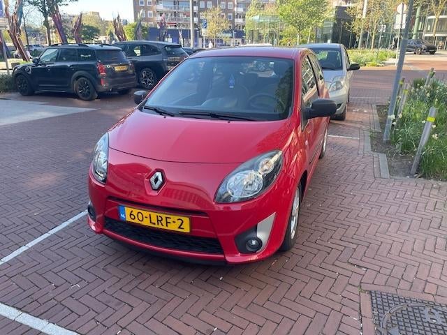 Renault Twingo 1.2 authentique 1.6 airco-electrische ramen, Auto's, Renault, 839 kg, Zwart, 4 cilinders, Electronic Stability Program (ESP)