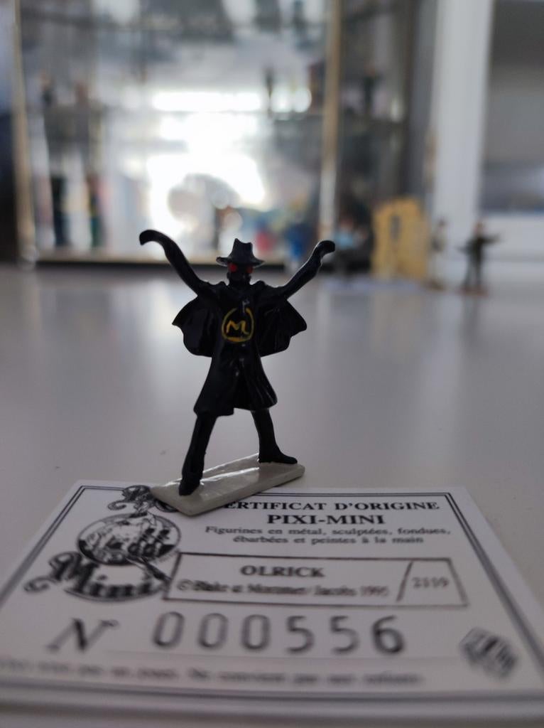 Mini pixi Blake and Mortimer Olrick 2119, Verzamelen, Stripfiguren, Ophalen of Verzenden, Zo goed als nieuw, Beeldje of Figuurtje