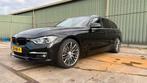 BMW 3-Serie 320i 184pk Aut 2019 Zwart. 19”; Pano; leder, Automaat, 1998 cc, Achterwielaandrijving, 1800 kg
