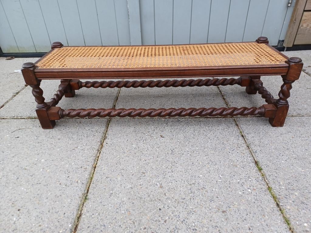 Houten voetenbank met rieten zitting, Huis en Inrichting, Banken | Voetenbanken en Poefen, Ophalen