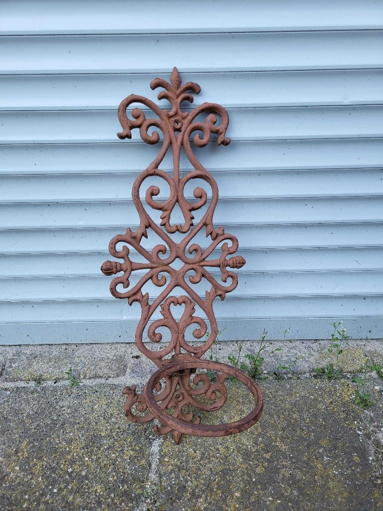 Antiek bloempothouder smeedijzer, Ophalen of Verzenden
