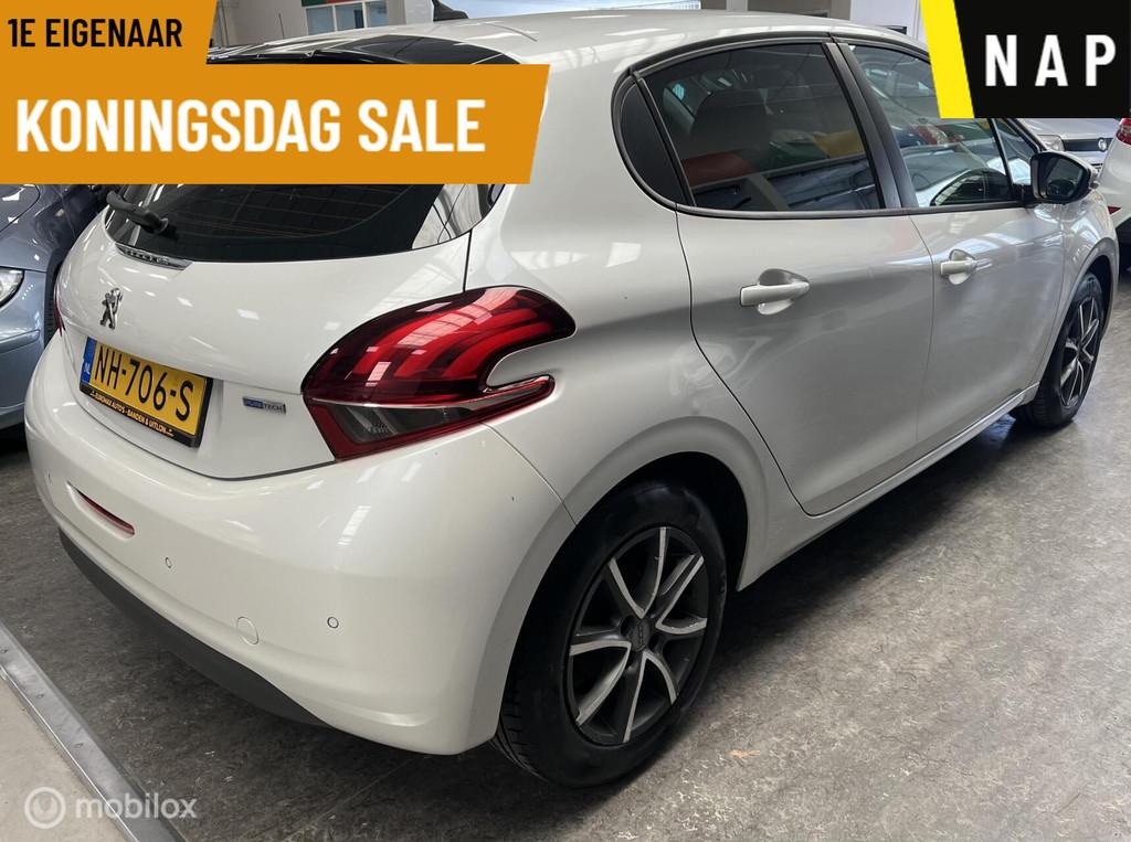 Peugeot 208 1.2 PureTech Blue Lion 1e Eigenaar - NAP - Airco, Voorwielaandrijving, Stof, Gebruikt, 1199 cc