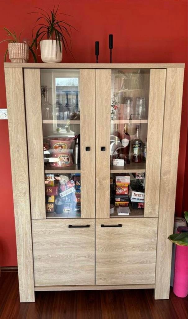 Kast en tv meubel - Zo goed als nieuw, Huis en Inrichting, Kasten | Televisiemeubels, Ophalen, 100 tot 150 cm, Zo goed als nieuw