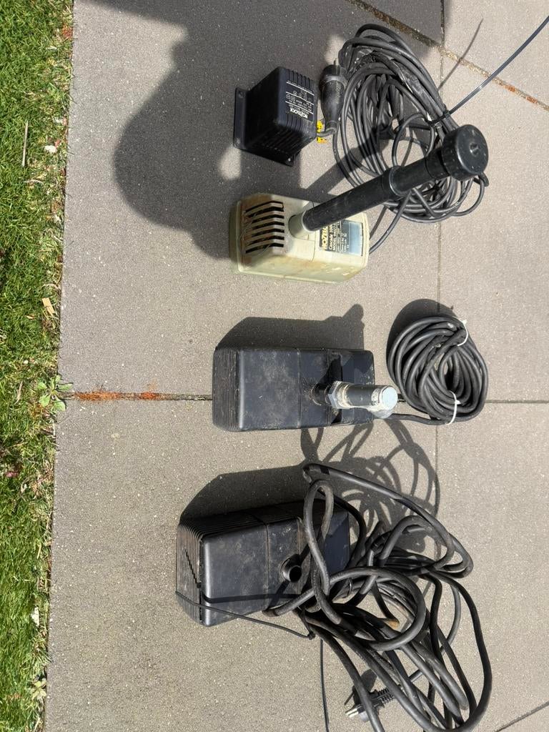 Te koop 3 x vijverpomp, Ophalen of Verzenden, Zo goed als nieuw, Vijverpomp
