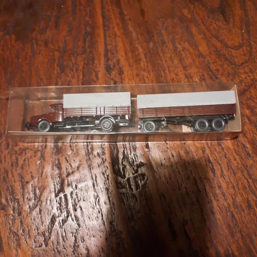 Wiking Krupp Titan bruin, Ophalen of Verzenden, Bus of Vrachtwagen, Wiking