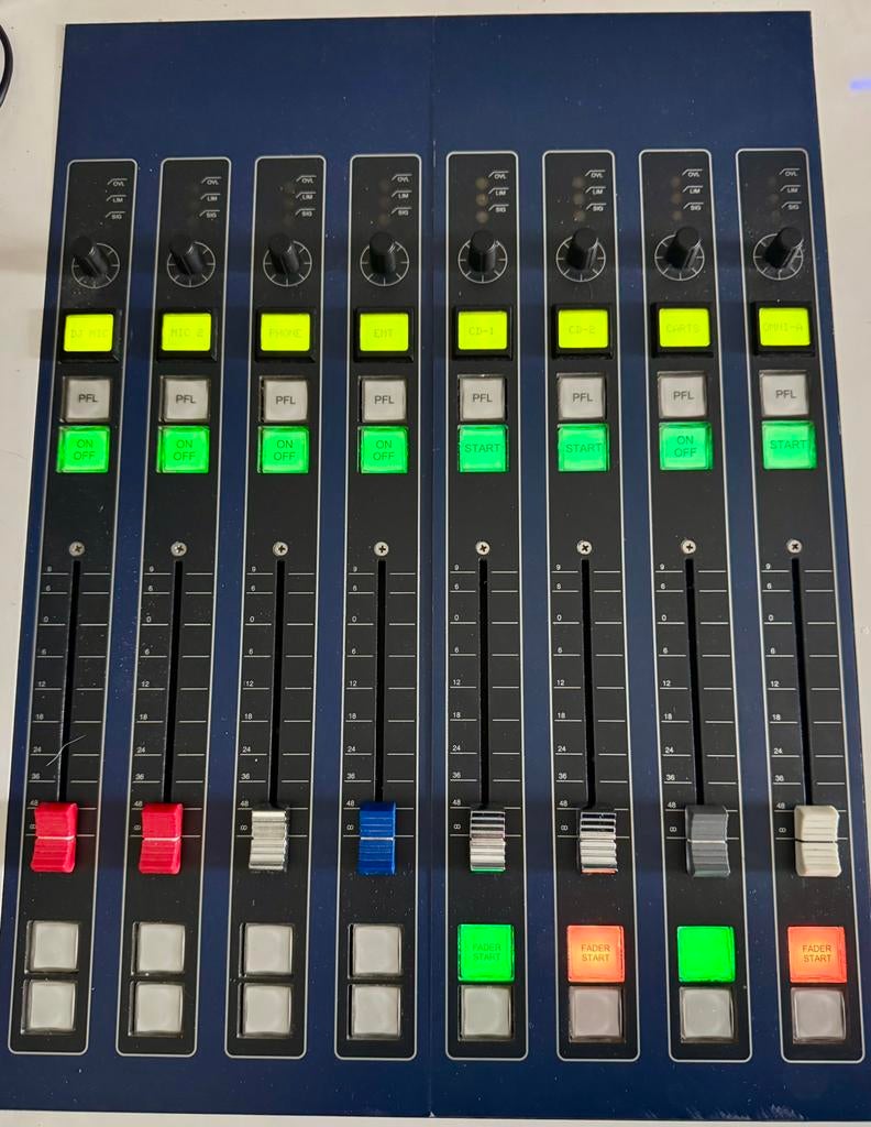 Lawo Zirkon digitale mengtafel,12 kanaals, met alle kaarten!, Audio, Tv en Foto, Professionele Audio-, Tv- en Video-apparatuur
