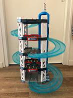 Bosch service garage met racebaan, Racebaan, Zelf te bouwen, Zo goed als nieuw, Handmatig