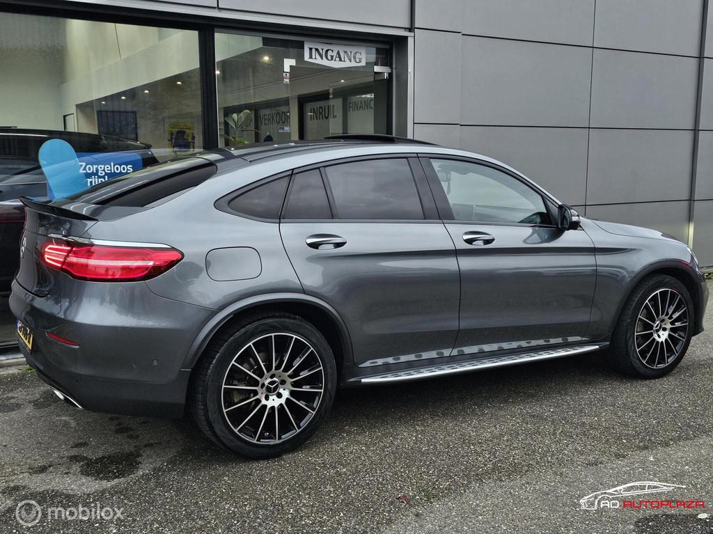 Mercedes GLC-klasse Coupé 250 4MATIC AMG Line Panorama/Burm, Auto's, Automaat, 4 cilinders, 14 km/l, Bedrijf
