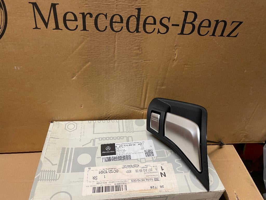 stoelhendel mercedes e c207 a2079108906, Ophalen of Verzenden