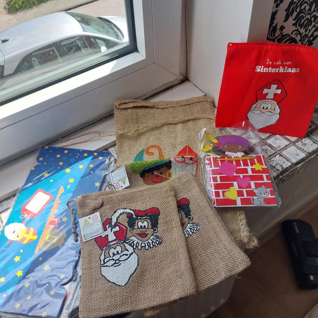 Diverse sint en piet  kado artikelen, Ophalen