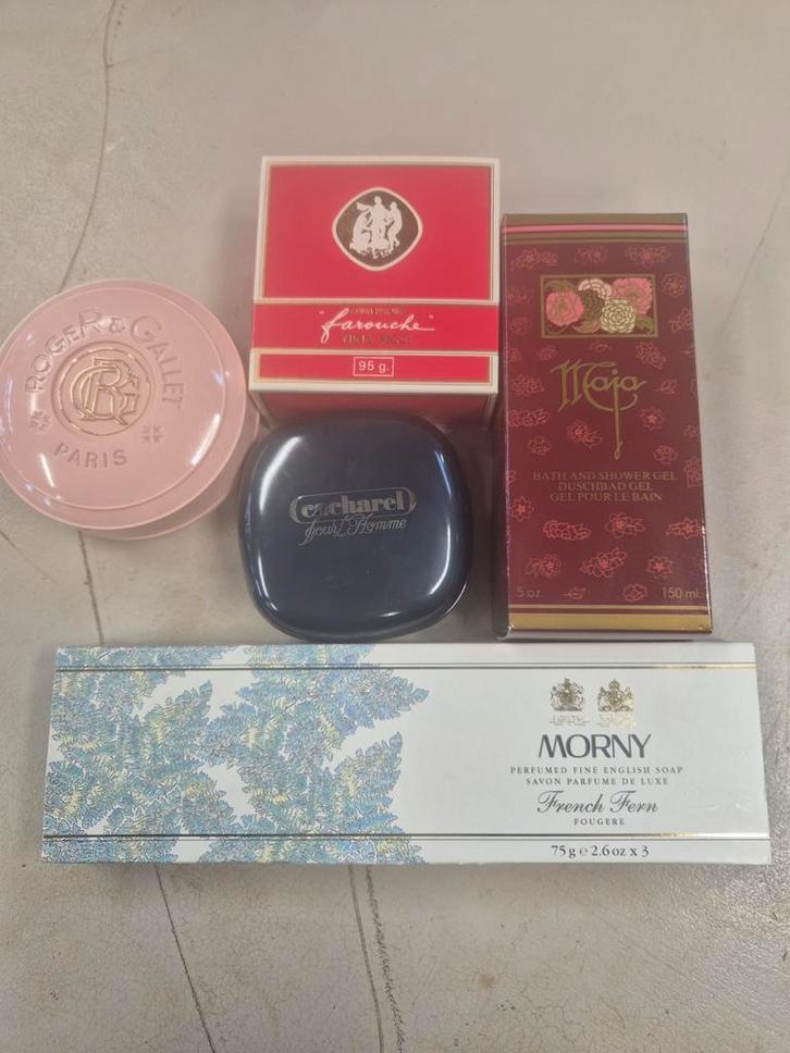 Oude zeepjes en badgel, Sieraden, Tassen en Uiterlijk, Uiterlijk | Lichaamsverzorging, Ophalen of Verzenden