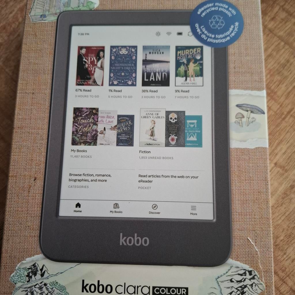 Kobo Clara Colour e-reader met hoes en garantie, Wi-Fi, 6 inch of minder, Kobo, Ophalen of Verzenden
