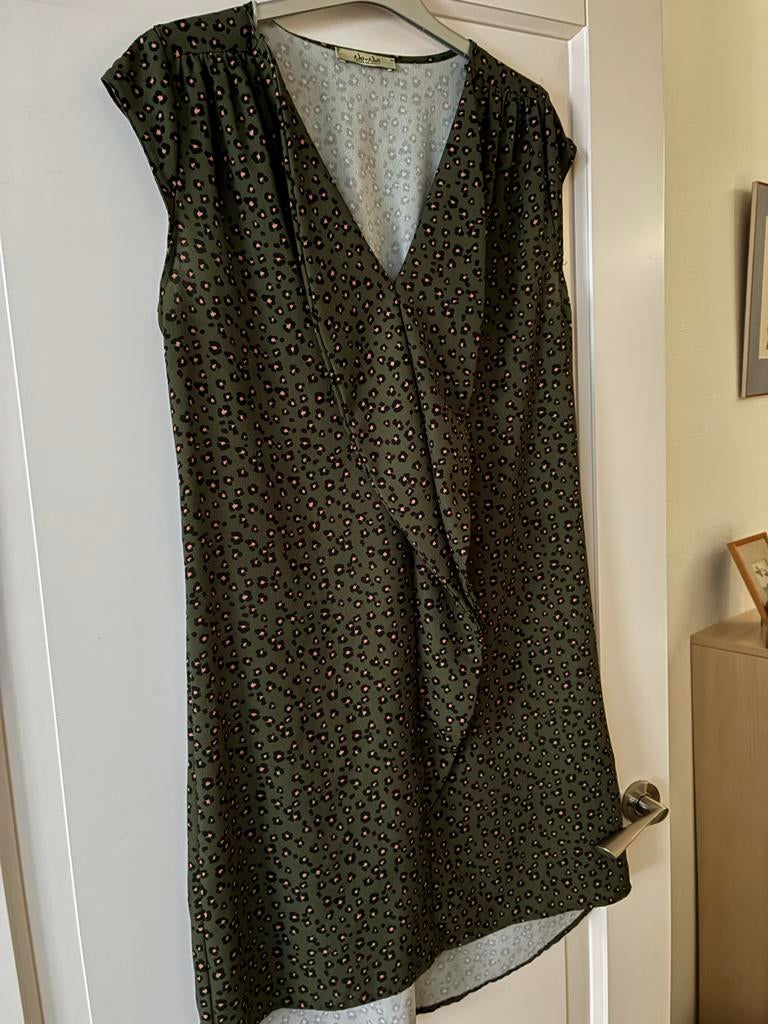 Groen No-Nà jurkje met dierenprint - Maat M, Ophalen of Verzenden, Zo goed als nieuw, Maat 38/40 (M), Groen