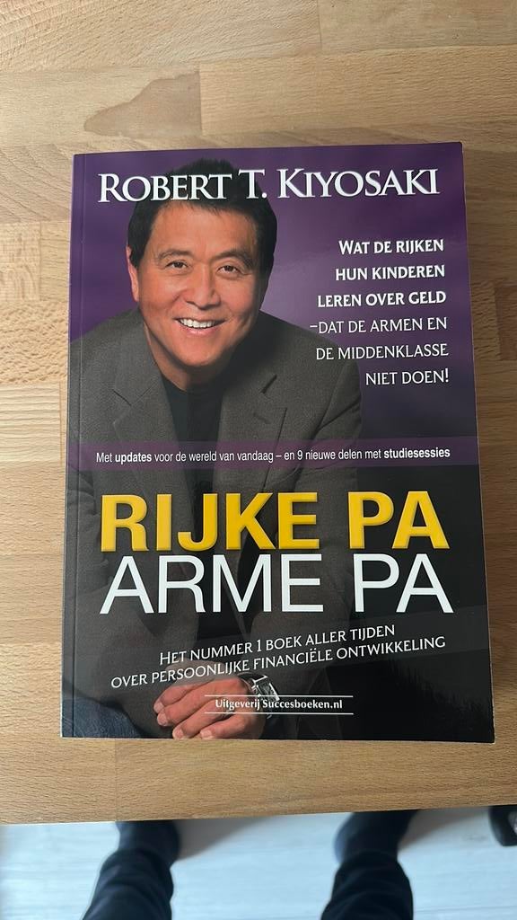 Robert T. Kiyosaki - Rijke pa arme pa, Ophalen of Verzenden, Zo goed als nieuw, Robert T. Kiyosaki