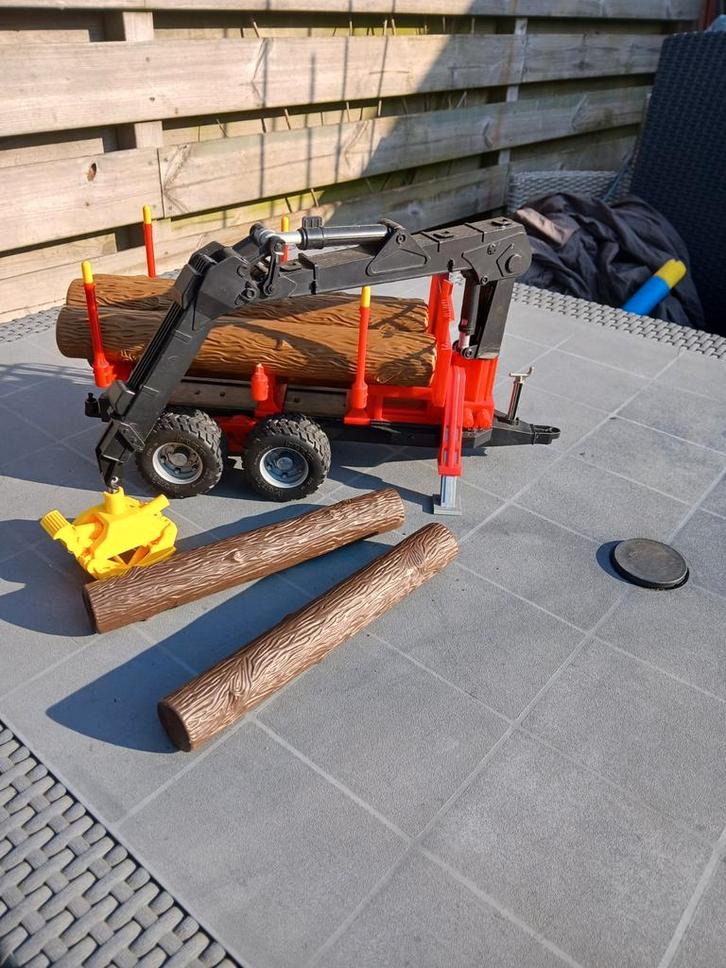 Bruder boomstam wagen met grijper, Kinderen en Baby's, Speelgoed | Speelgoedvoertuigen, Gebruikt, Ophalen of Verzenden