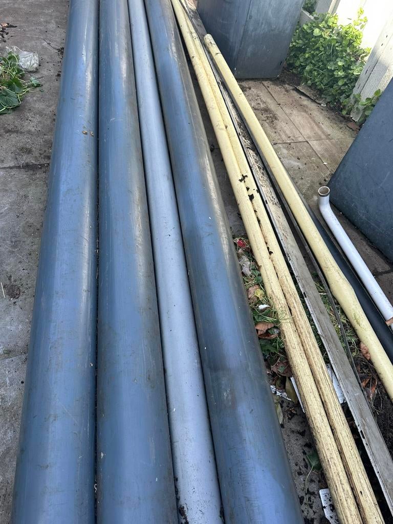 Pvc buizen afvoer buizen, Doe-het-zelf en Verbouw, Buizen en Afvoer, Ophalen, Pvc, Zo goed als nieuw, Minder dan 2 meter