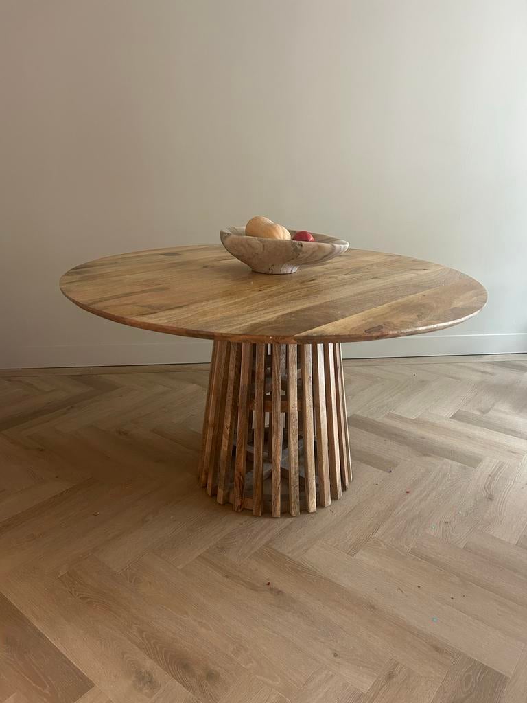 Ronde eikenhouten eettafel met lattenvoet, Huis en Inrichting, Tafels | Eettafels, Ophalen, 100 tot 150 cm, Rond, Zo goed als nieuw