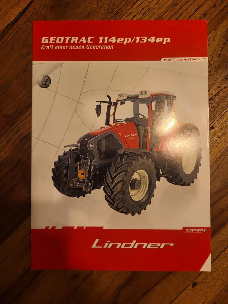 tractor folder Lindner GEOTRAC 114ep/134ep, Ophalen of Verzenden, Zo goed als nieuw