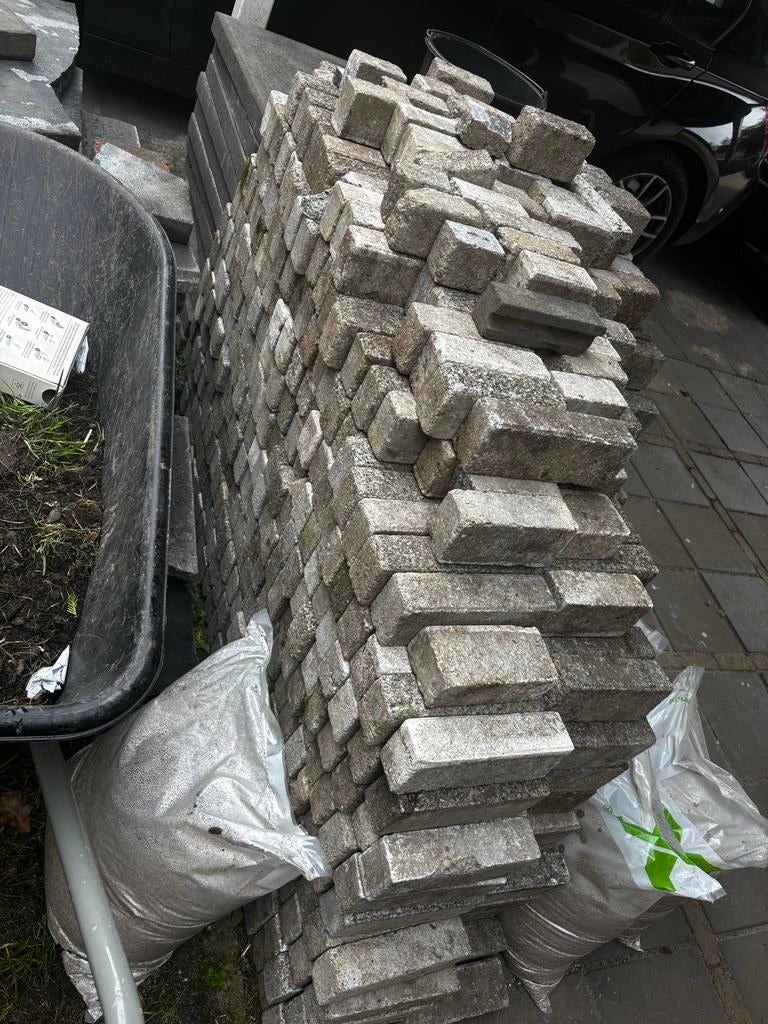 Waaltjes en 60x60 antraciet tegels, Tuin en Terras, Tegels en Klinkers, Ophalen, Gebruikt, Klinkers, 10 m² of meer