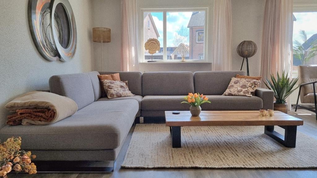 Industrieel houten bankje/ salontafel, Ophalen, Zo goed als nieuw, Hout, Twee