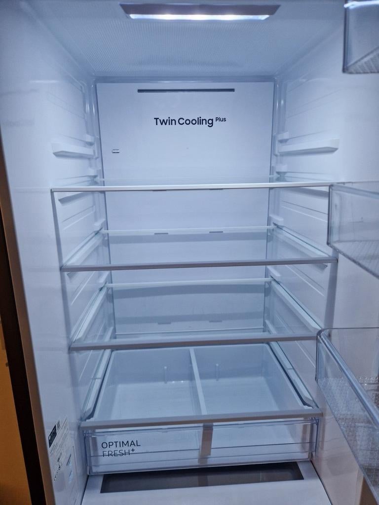 Samsung RB38C607AS9/EF Koelvriescombinatie zo goed als nieuw, Witgoed en Apparatuur, Koelkasten en IJskasten, Ophalen, 200 liter of meer