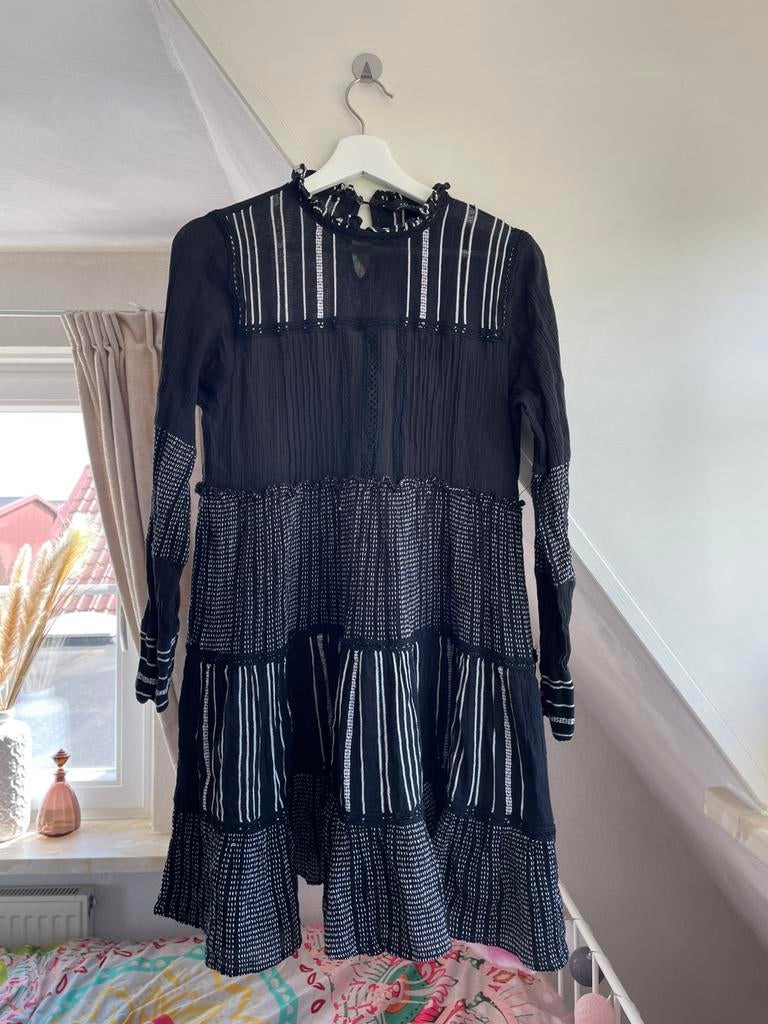 Jurk zwart met grijs maat s zara, Maat 38/40 (M), Zwart, Ophalen of Verzenden, Zo goed als nieuw