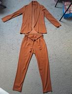 Roestbruin 2 delige set one size zgan, Ophalen of Verzenden, Zo goed als nieuw, Bruin, Kostuum of Pak
