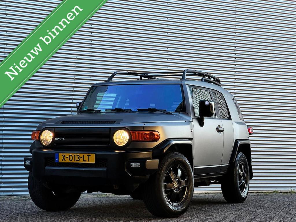 Toyota FJ Cruiser 4x4 2007/ camera/ automaat, Auto's, 2005 kg, Gebruikt, Overige carrosserieën, Met garantie (alle)