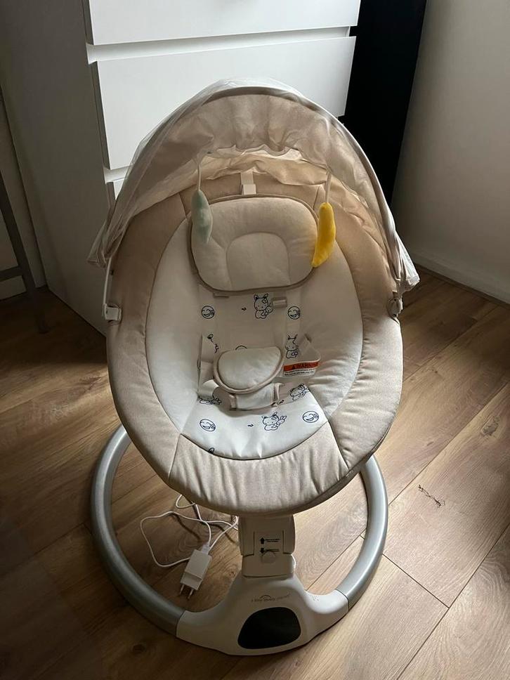 Elektrische schommelstoel A Little Lovely Planet, Kinderen en Baby's, Overige Kinderen en Baby's, Zo goed als nieuw, Ophalen