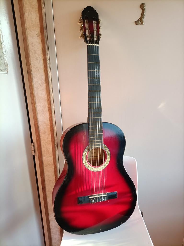 Martinez Klassieke Gitaar - Rood/Zwart, Muziek en Instrumenten, Ophalen of Verzenden