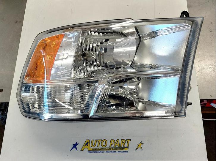 Dodge Ram 1500 koplamp met "quad lamp"2009-2018, Auto-onderdelen, Verlichting, Amerikaanse onderdelen, Dodge, Gebruikt, Ophalen of Verzenden