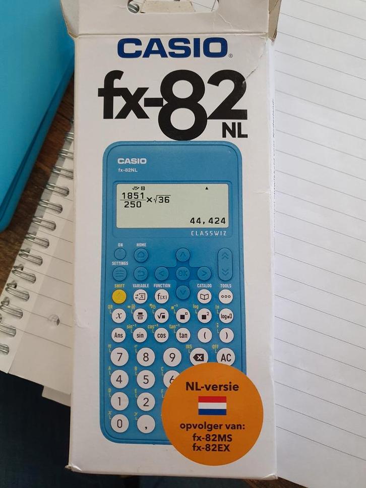Casio fx-82 NL rekenmachine, Diversen, Rekenmachines, Zo goed als nieuw, Ophalen of Verzenden