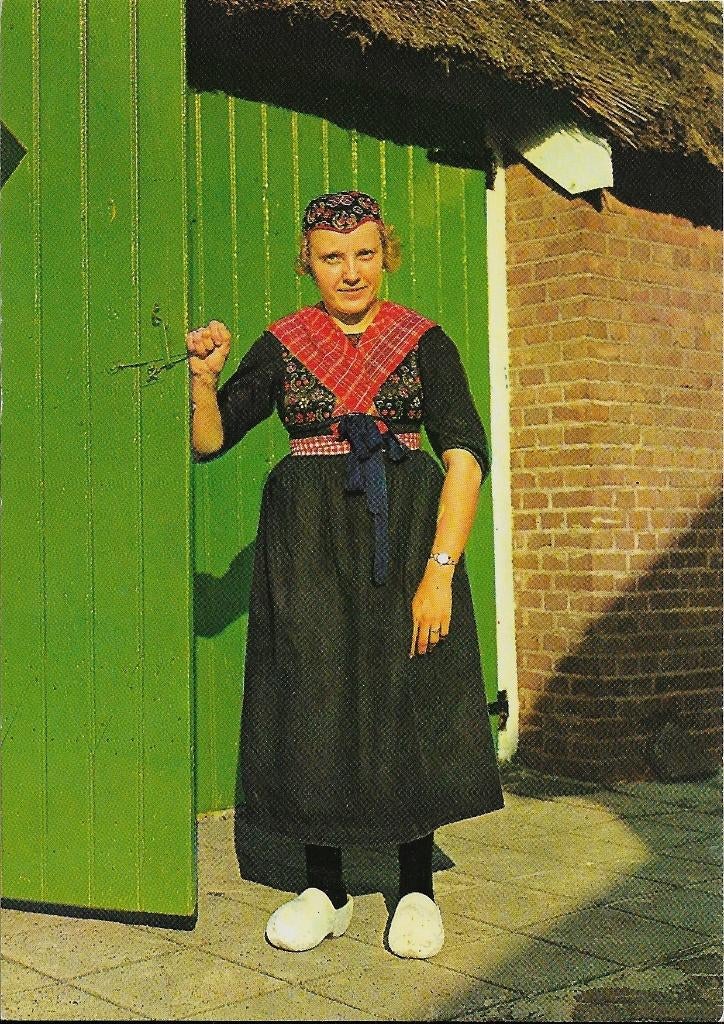 So83 ongelopen ansichtkaart klederdracht Staphorst, Verzenden, 1980 tot heden, Ongelopen, Overijssel