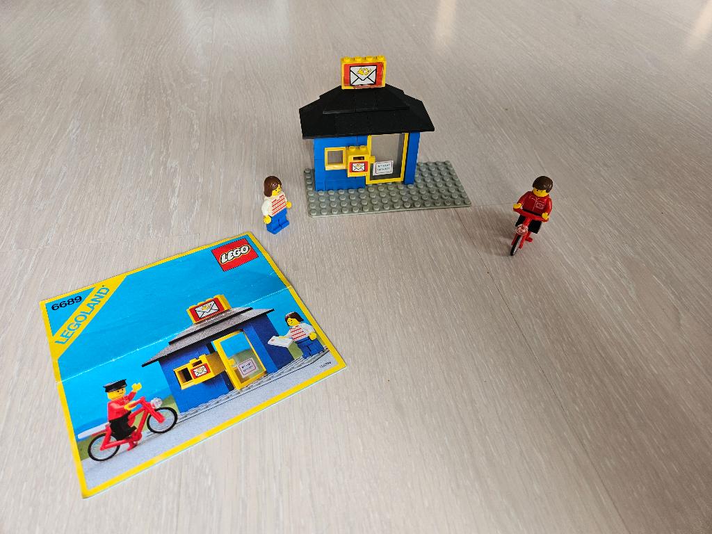 Lego Legoland 6689 Post station, Kinderen en Baby's, Speelgoed | Duplo en Lego, Gebruikt, Lego, Compleet, Ophalen of Verzenden