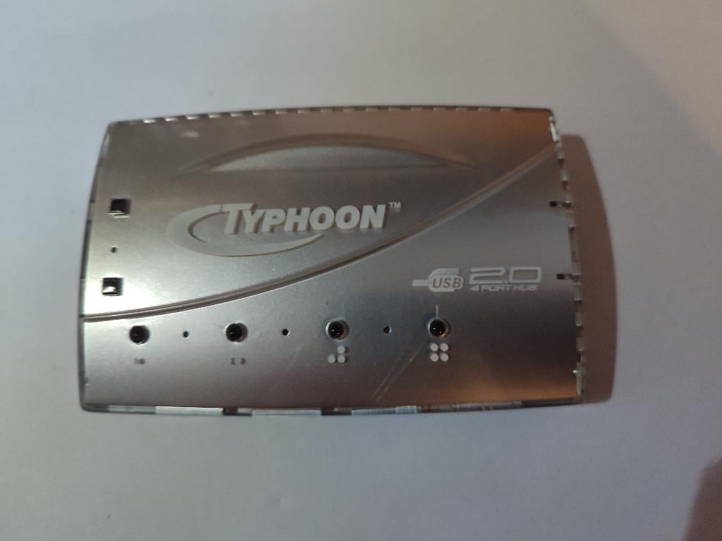 Typhon Hi-Speed USB-HUB 2.0, Computers en Software, Dockingstations, Gebruikt, USB-hub, Laptop, Ophalen of Verzenden