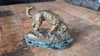 Oude bronzen beeldje hond op een marmeren voet, Antiek en Kunst, Ophalen of Verzenden