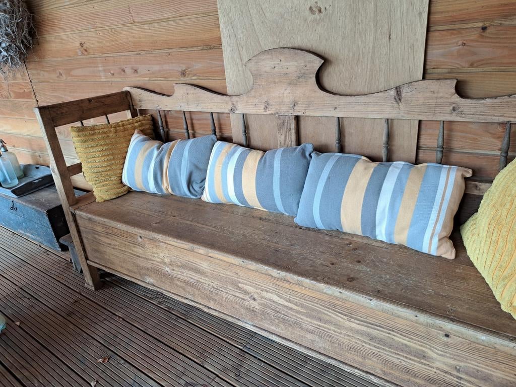 Mooie oude houten klepbank met veel opbergruimte, Ophalen