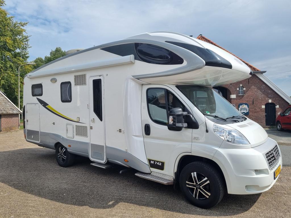 PLA Giottiline M742 Alkoof HPC (bj 2012), Caravans en Kamperen, Overige merken, Alkoof, Afzuigkap, Fiat