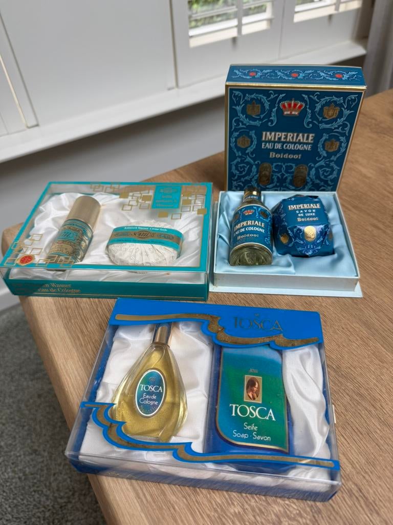 Vintage sets Eau de Cologne en maja zeep, Ophalen of Verzenden