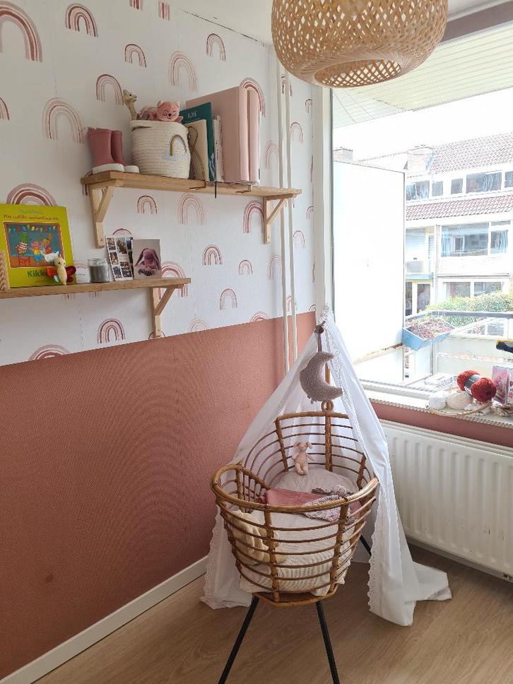 Rotan babywiegje, Kinderen en Baby's, Kinderkamer | Bedden, Zo goed als nieuw, Minder dan 140 cm, Minder dan 70 cm, Ophalen