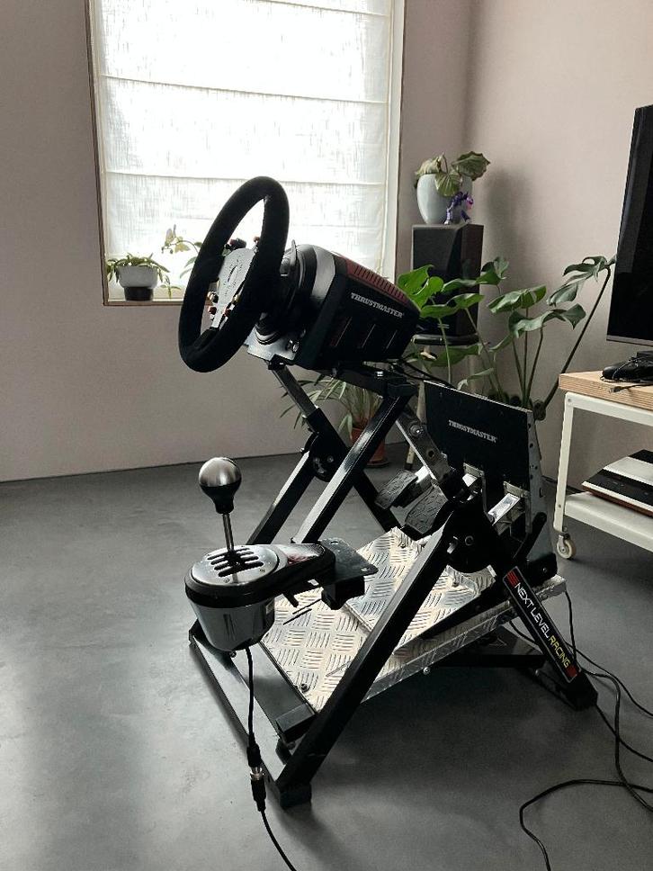 Thrustmaster TS-XW Sim Rig + Sparco Wheels + TH8A, Spelcomputers en Games, Spelcomputers | Overige Accessoires, Gebruikt, Ophalen