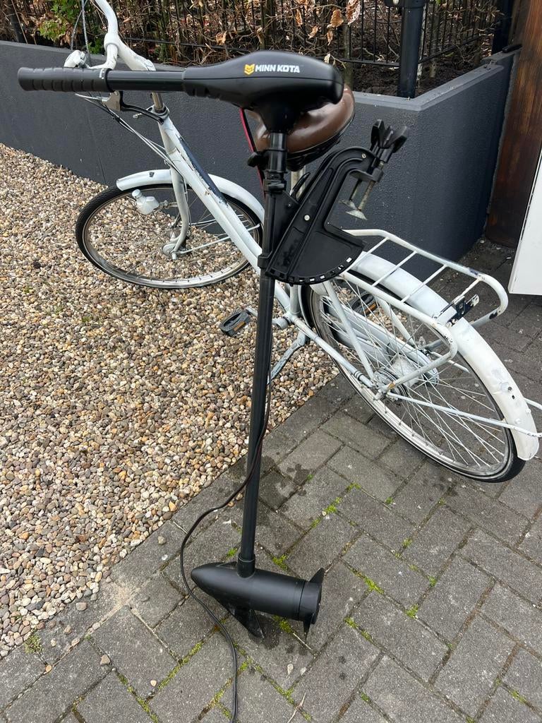 Fluistermotor boot, Ophalen of Verzenden, Zo goed als nieuw