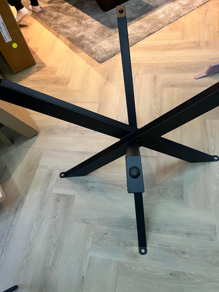 Zwarte metalen tafelpoot spinpoot, Tafelpoot, Gebruikt, 50 tot 100 cm, Ophalen of Verzenden