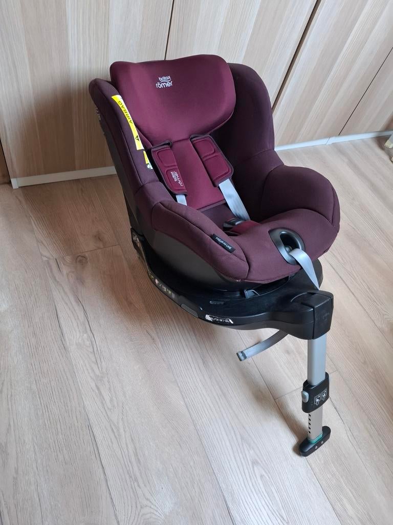 Britax Romer Dualfix M I-size autostoel, Kinderen en Baby's, Autostoeltjes, Ophalen