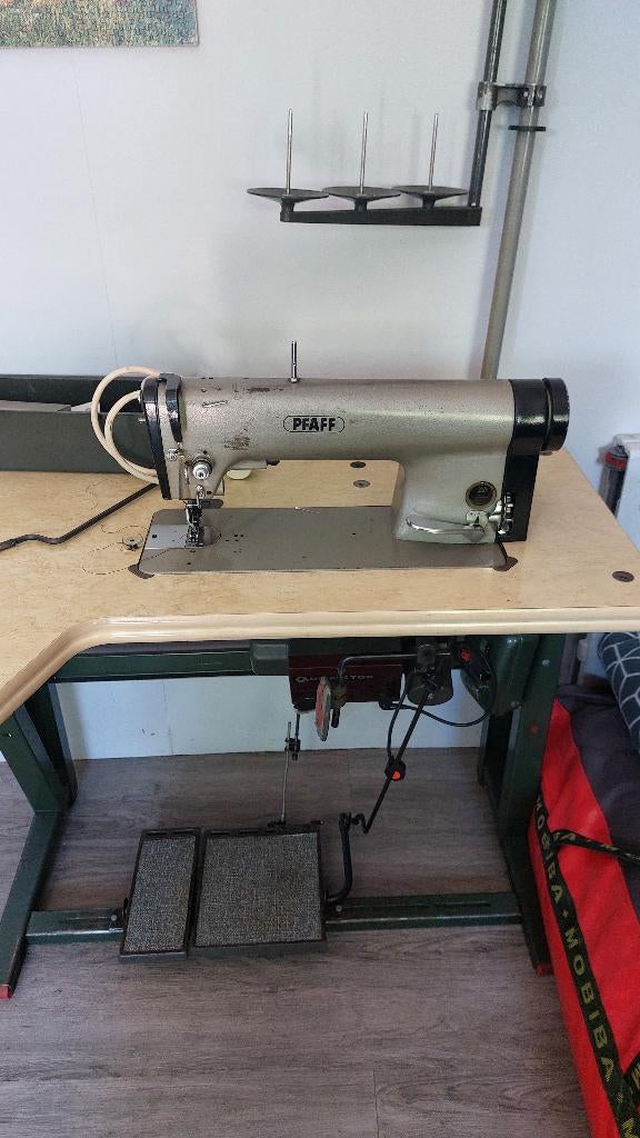 Industrie naaimachine, Ophalen, Gebruikt, Naaimachine, Pfaff