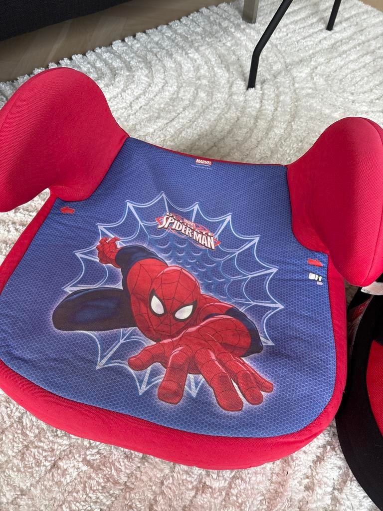 2 zitverhogers, Spiderman en rood/zwart, Kinderen en Baby's, Autostoeltjes, Overige merken, 15 t/m 36 kg, Ophalen of Verzenden