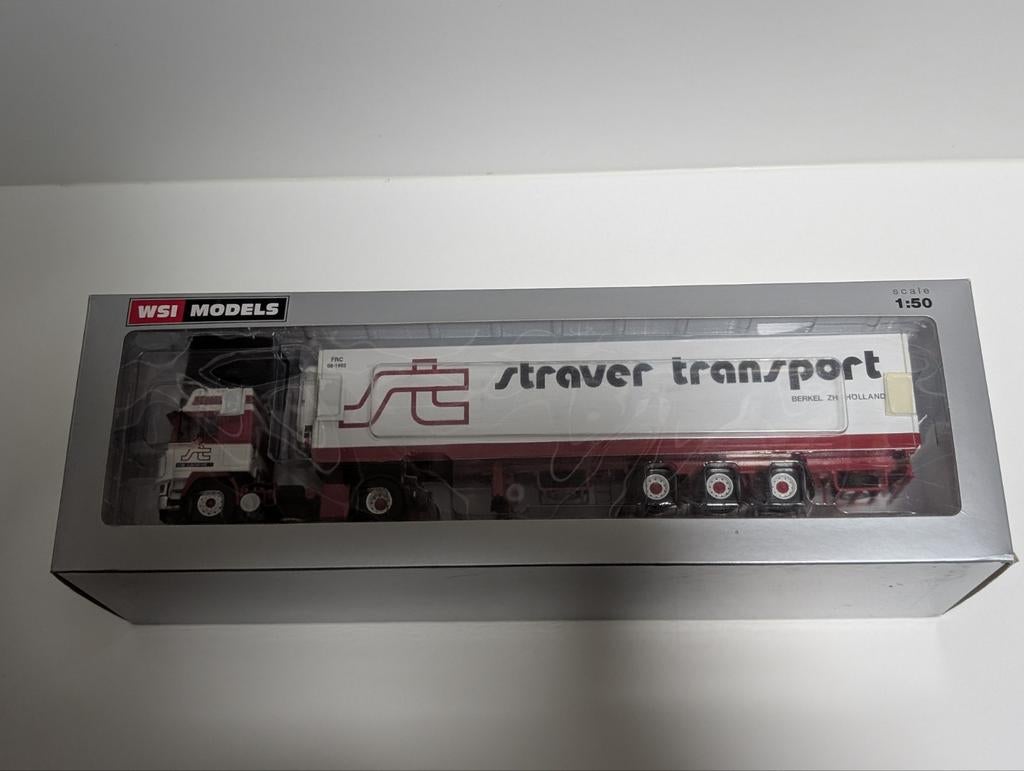 Wsi Volvo F12 Straver transport koeloplegger., Ophalen of Verzenden, Zo goed als nieuw, Bus of Vrachtwagen, Wsi