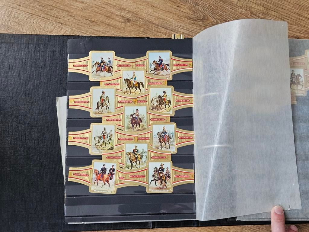 Sigarenbandjes Collectie - Meer dan 1000 stuks Z.G.A.N, Ophalen of Verzenden, Zo goed als nieuw